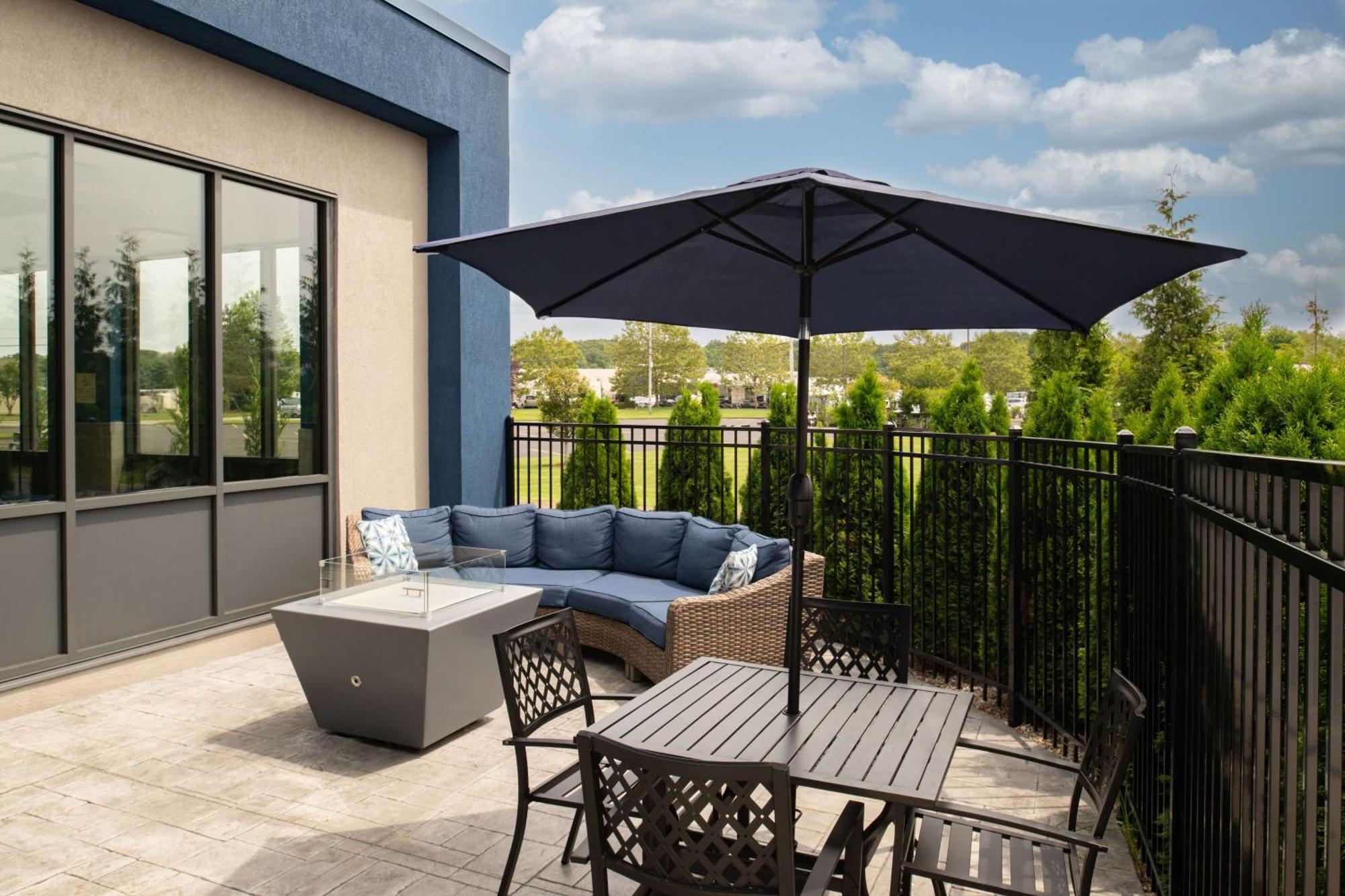 Hampton Inn Сиконк Экстерьер фото