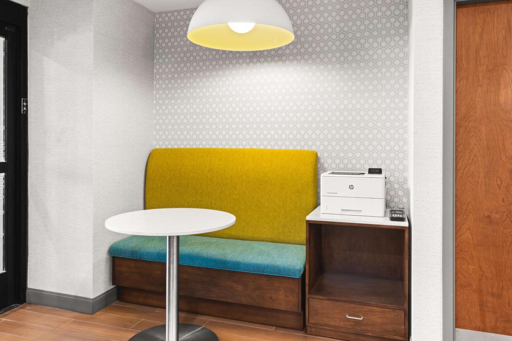 Hampton Inn Сиконк Экстерьер фото